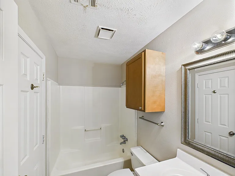 3615 Mahan St #A-B — Photo 12