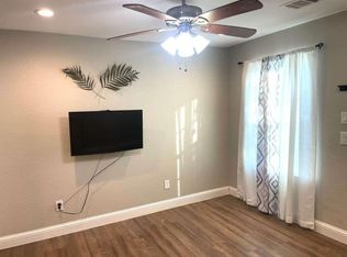 3807 Edison St, Houston, TX 77009