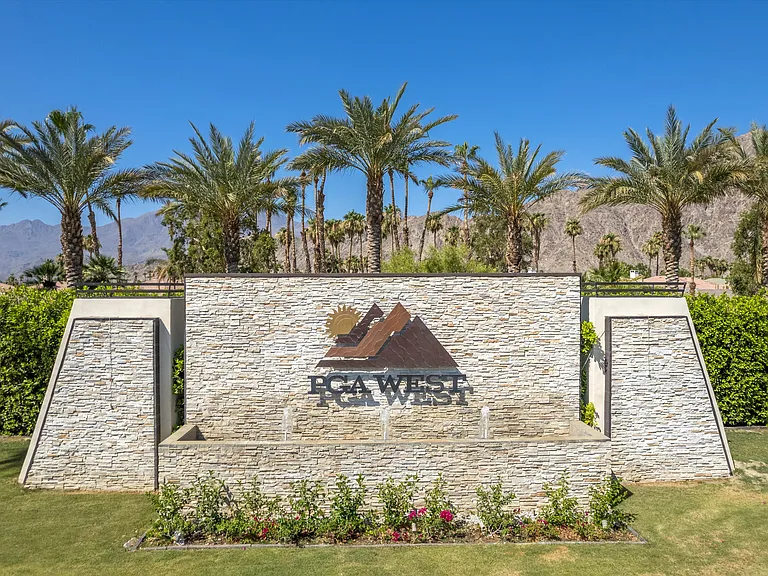 54960 Shoal Crk — Photo 48