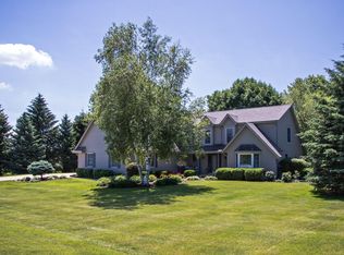 S85W32051 Jericho Rd, Mukwonago, WI 53149
