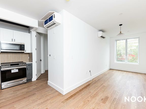 3rd image of 99 Moore St #2A