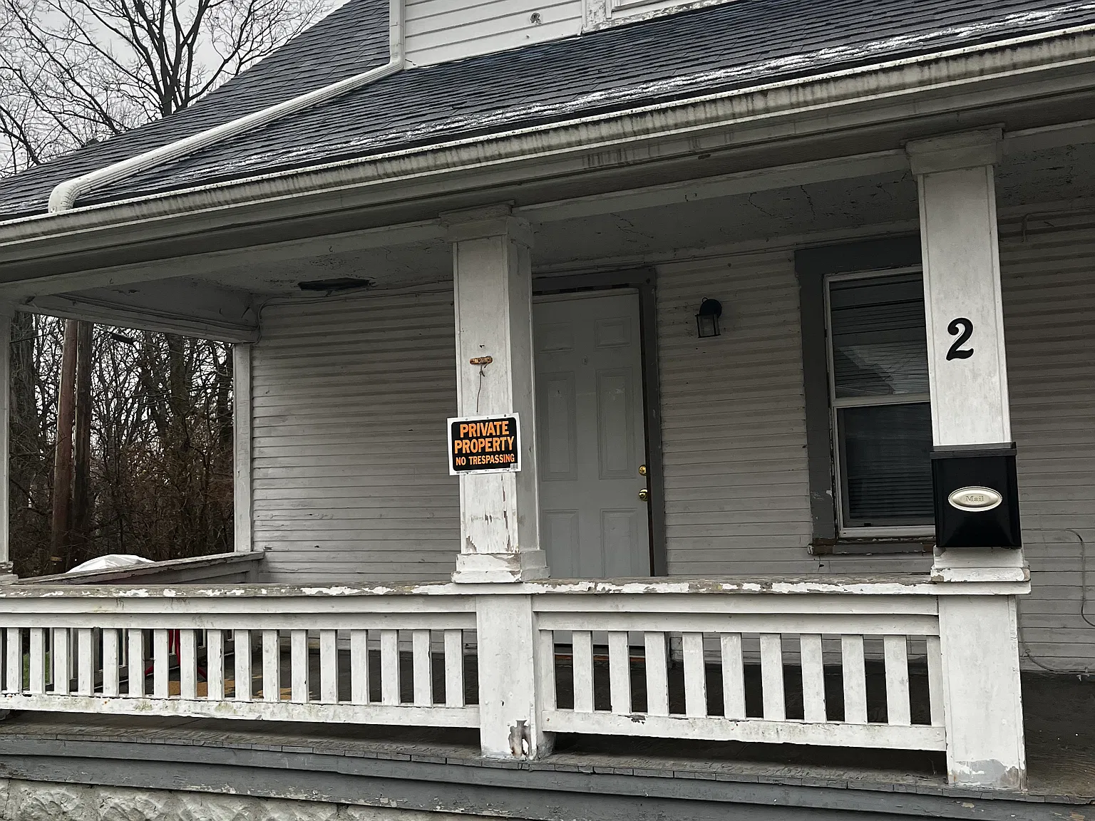 2 bed, 1000 sqft, $700 — Photo 1