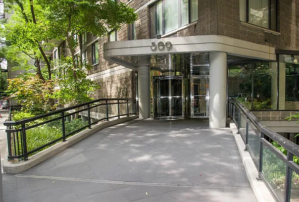 Sold by Keller Williams NYC | media 7