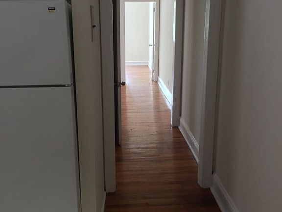 3rd image of 338 Lombard St APT 212