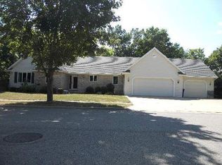 519 Rosehill Rd, Kaukauna, WI 54130