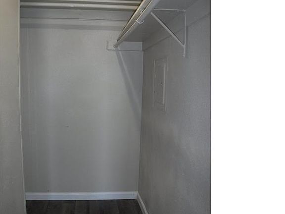 5th image of 205 N Columbia Dr #3