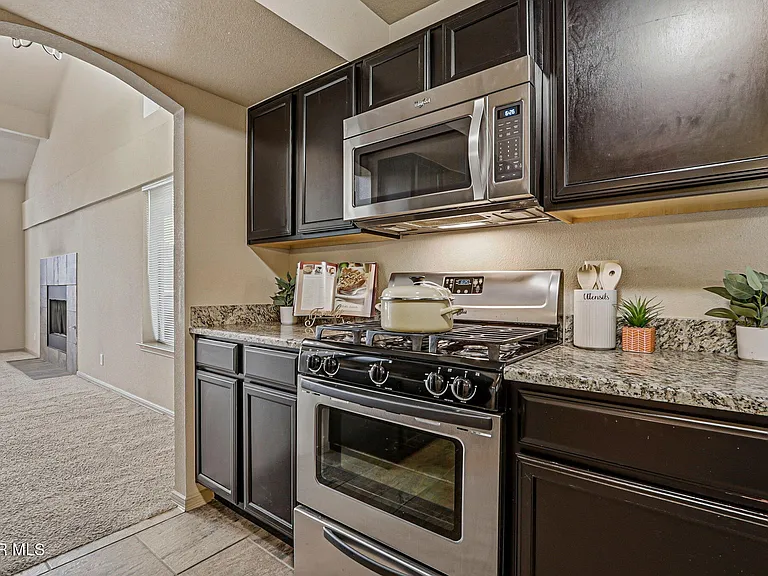 11320 Acoma St — Photo 32