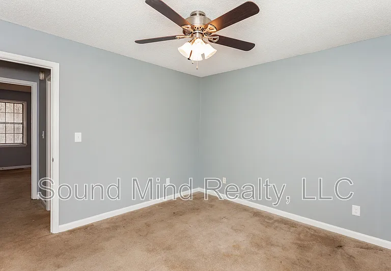 2809 Ferret Ct — Photo 20