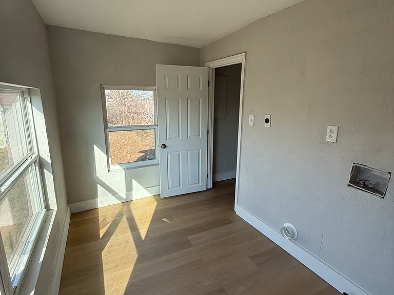 1500 S Patterson St — Photo 13