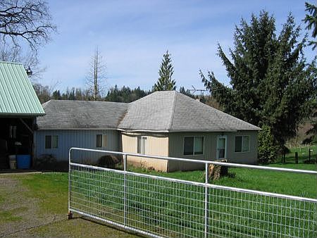 2nd image of 33718 NE 60th Ave