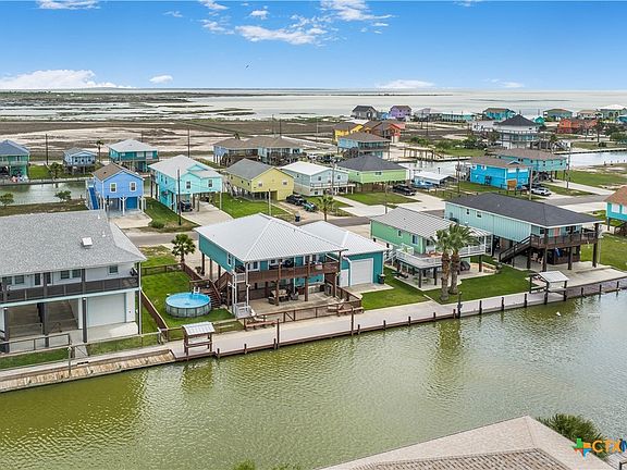 3rd image of 140 Channelview Rd