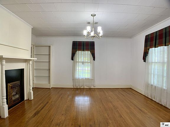5th image of 1011 Louisa St