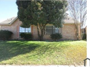 7266 Pineberry Rd, Dallas, TX 75249