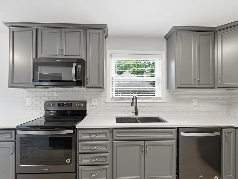 1515 Woodland Ave — Photo 11