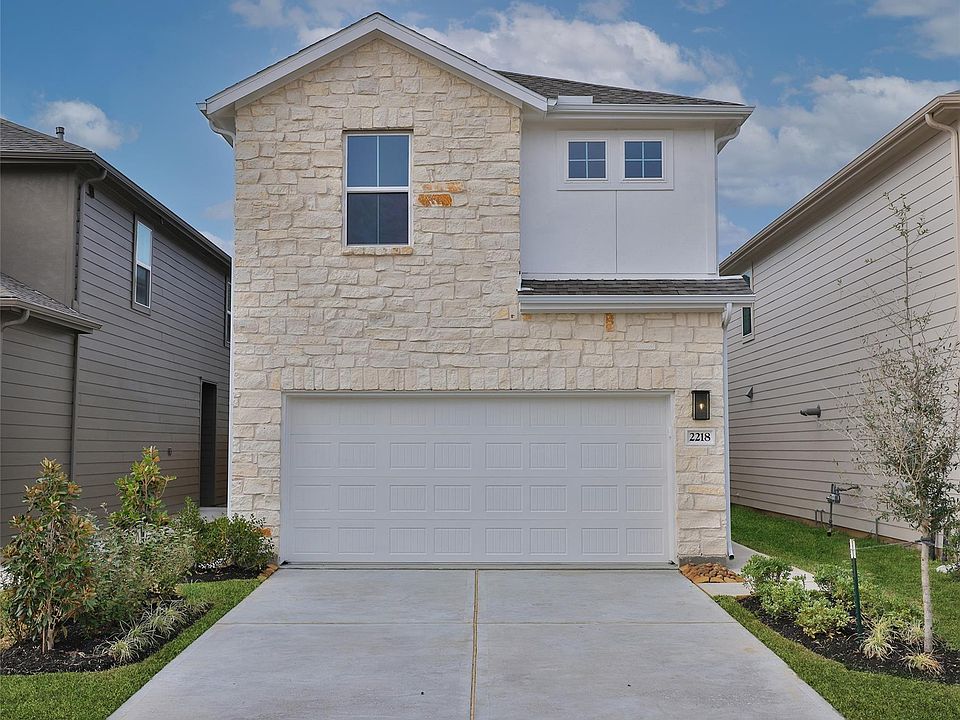 1st image of 2218 Villa Clara Dr