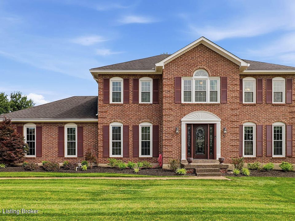 1st image of 2611 Summerfield Dr