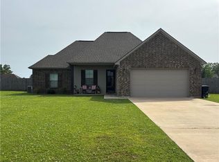 311 Meadow Ln, Natchitoches, LA 71457