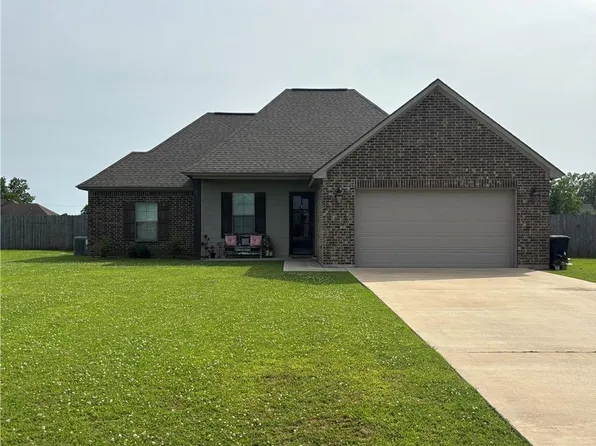 311 Meadow Ln, Natchitoches, LA 71457