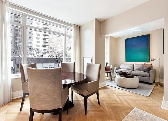 Sold by Warburg | media 3