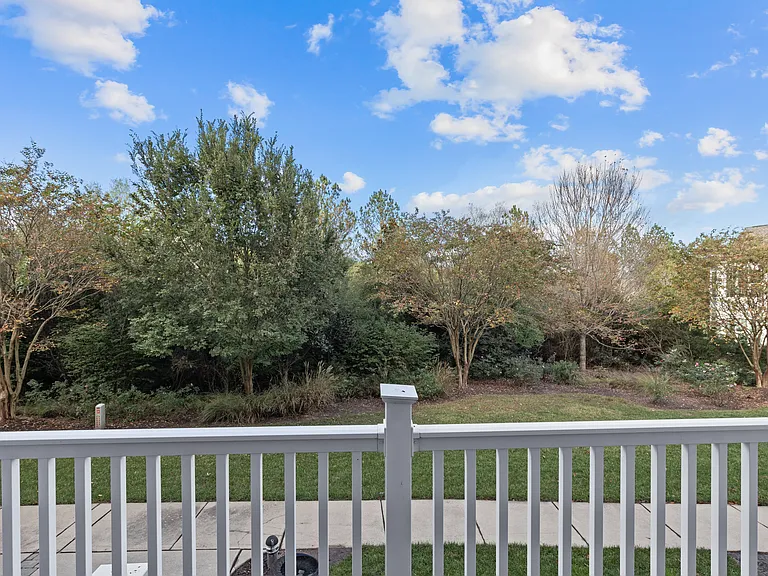 10410 Sablewood Dr #111 — Photo 28