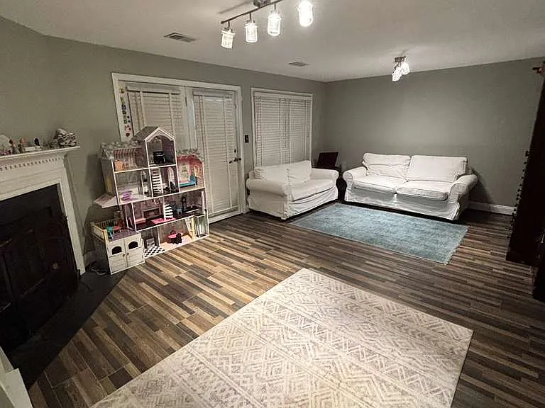 5601 Brookland Ct — Photo 6