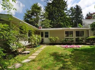 26 White House Rd, White Plains, NY 10607