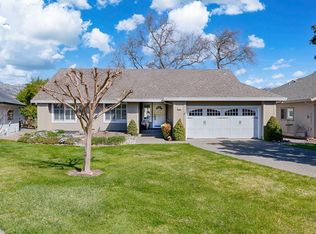 338 Singing Brook Cir, Santa Rosa, CA 95409