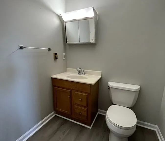 314 Walters Ln #B — Photo 8