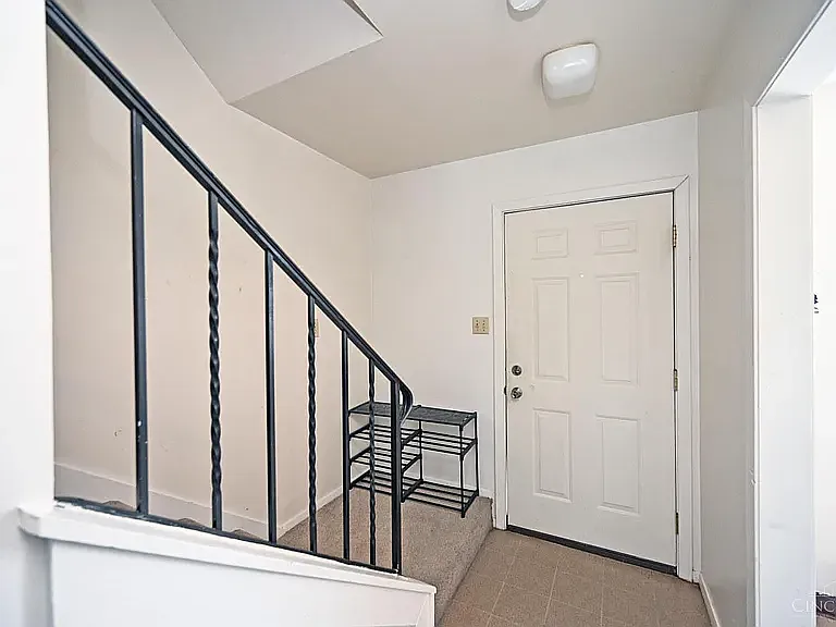 2 bed, 1140 sqft, $1,400 — Photo 4