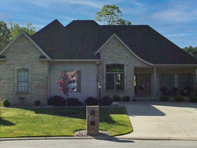 18468 Spring Mist Ct, South Bend, IN, 46637