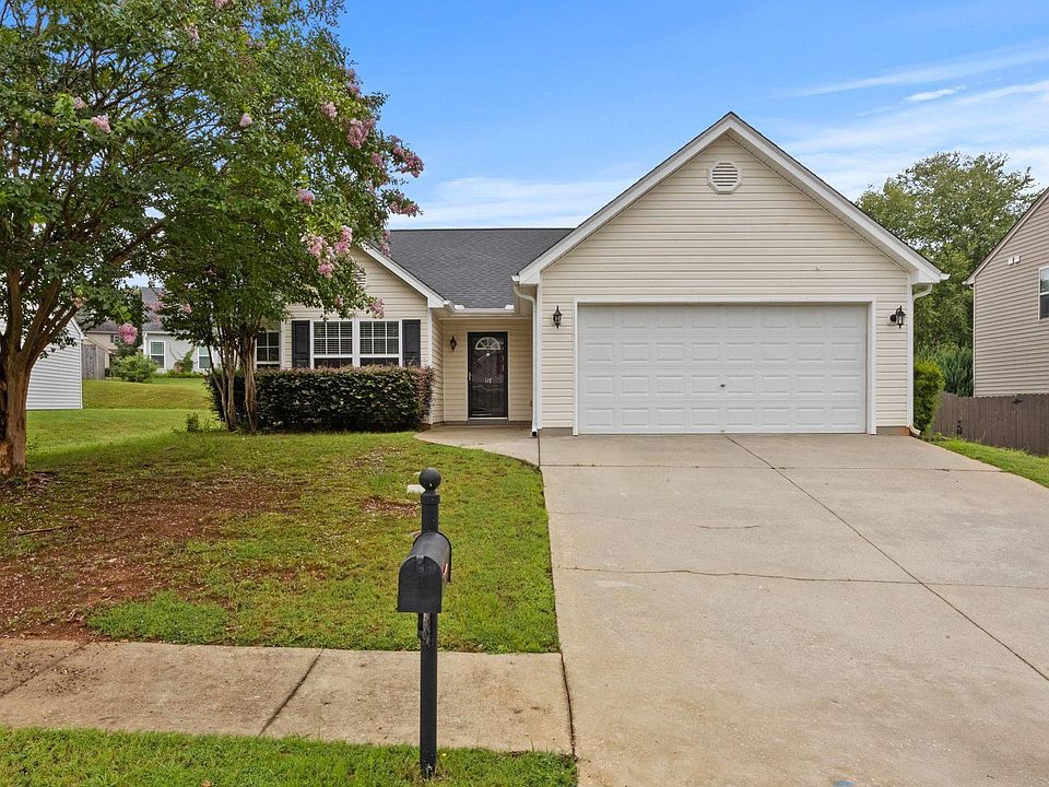 1st image of 117 Ivy Trellis Ct