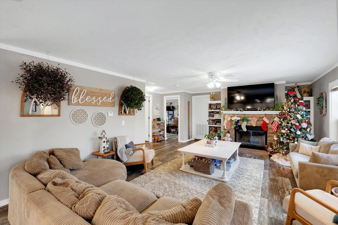 next background image