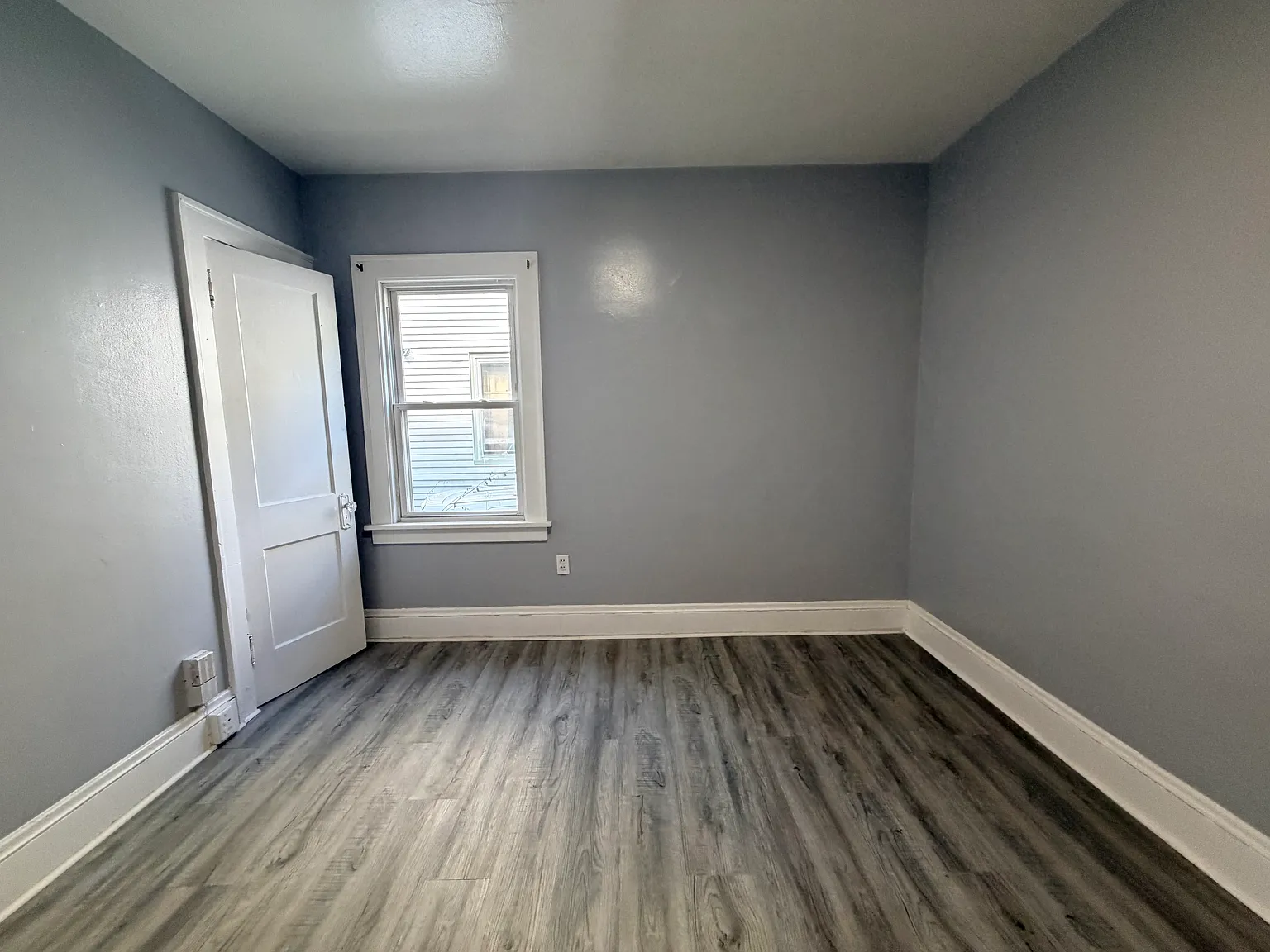 2 bed, $1,250 — Photo 3