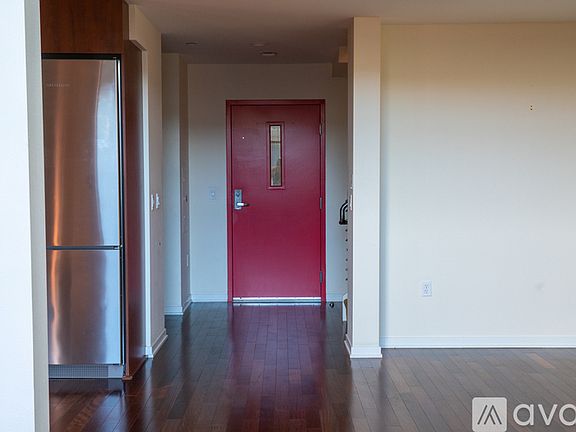 2nd image of 851 Indiana St Unit 502
