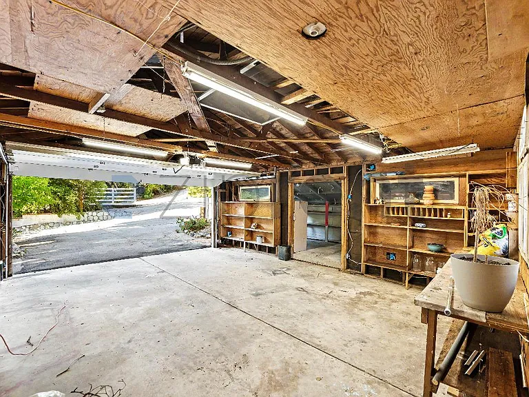 15353 Iron Canyon Rd — Photo 12