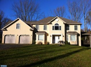 100 Pine Swamp Rd, Elverson, PA 19520