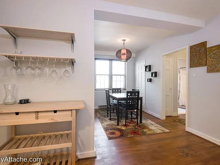 10 Ashby St — Photo 4