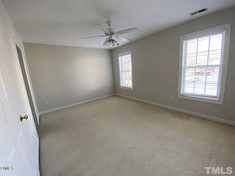 2725 Sterling Park Dr — Photo 10