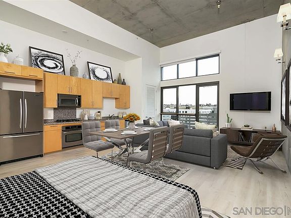2nd image of 527 10th Ave Unit 708