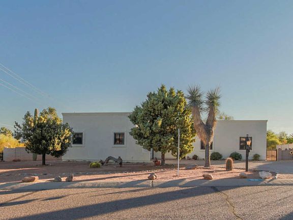 4th image of 1221 W Paseo Famoso