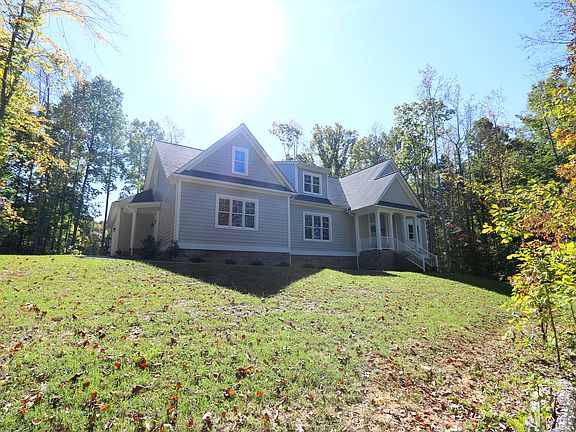 2nd image of 13519 Blue Heron Cir