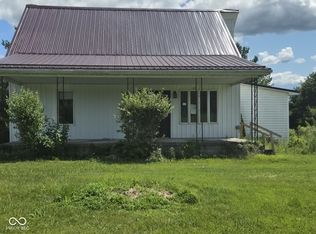 2700 E County Road 1275 S, Coal City, IN 47427