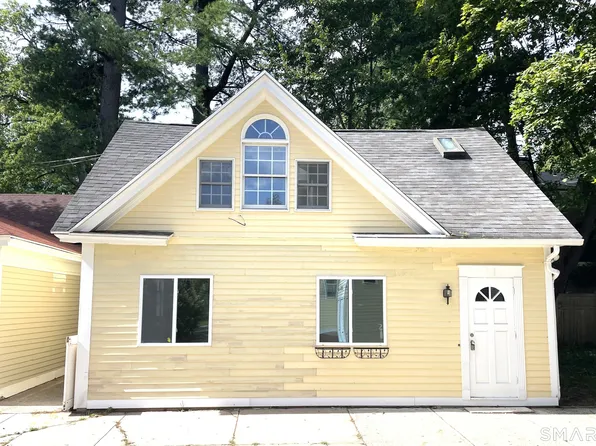 540 Whitney Ave #4, New Haven, CT 06511