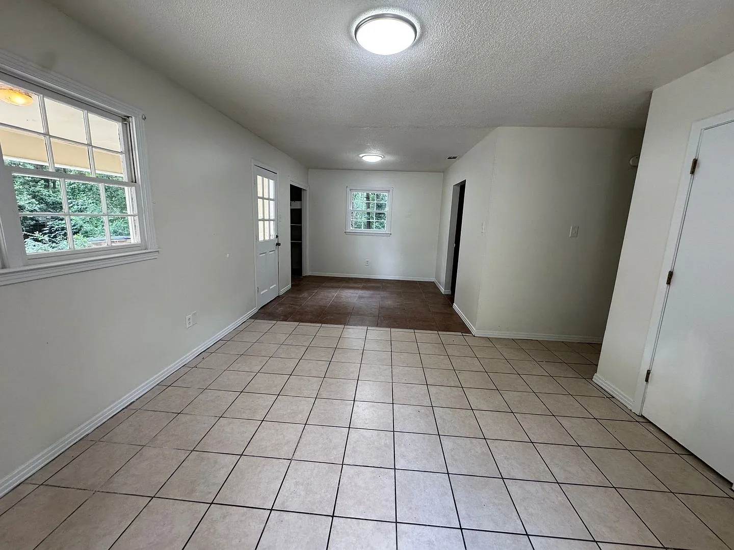 3 Bedroom Single Family House 1055 Anders in Mobile, AL 36608 — Photo 4