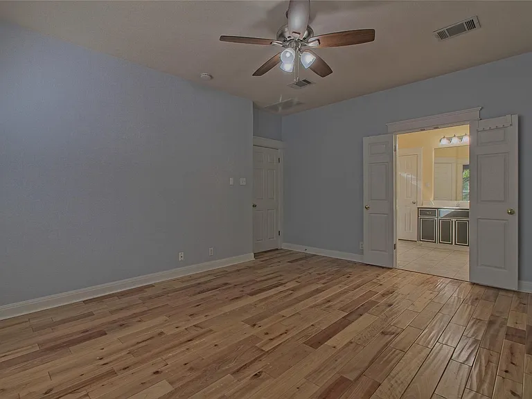 610 Palo Alto Ln — Photo 22