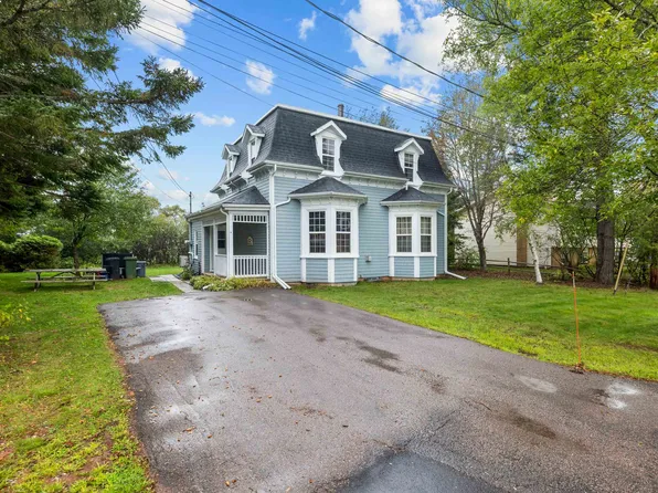 7 Barrymore Ct, Charlottetown, PE C1A 8C6