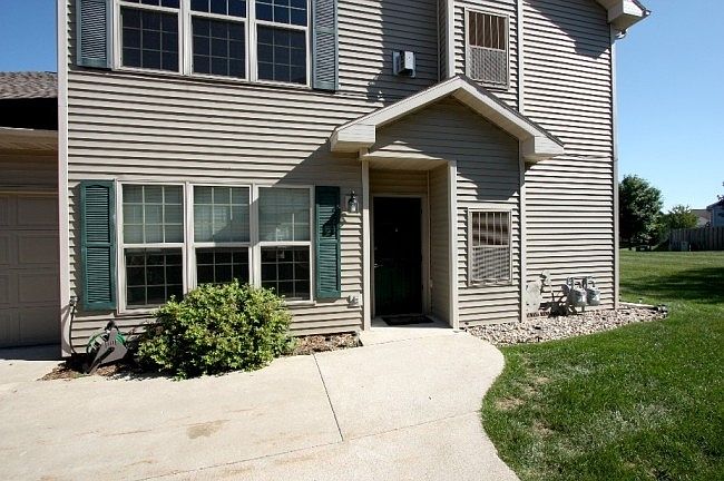 1st image of 3077 Selkirk Dr #C