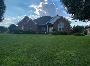 839 Hunters Run Ave, Bowling Green, KY 42104