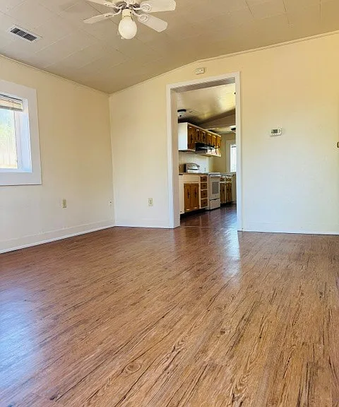 1350 Waller St SE #1 — Photo 17