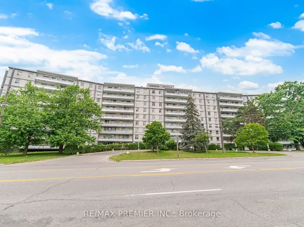 3460 Keele St #107, Toronto, ON M3J 1L9